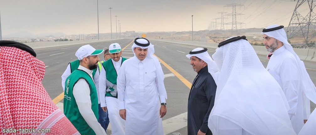 وزير النقل يقف على مراحل تنفيذ طريق جدة - مكة المباشر الذي يختصر المسافة إلى 35 دقيقة