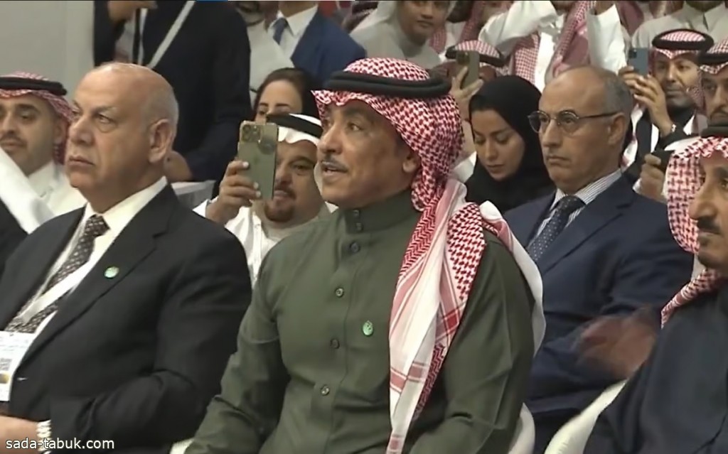 وزير الإعلام يدشّن منصة "سعوديبيديا" ضمن المنتدى السعودي للإعلام