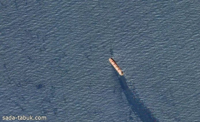 السفينة روبيمار غرقت .. اليمن يعلنها رسمياً ويحذر من كارثة