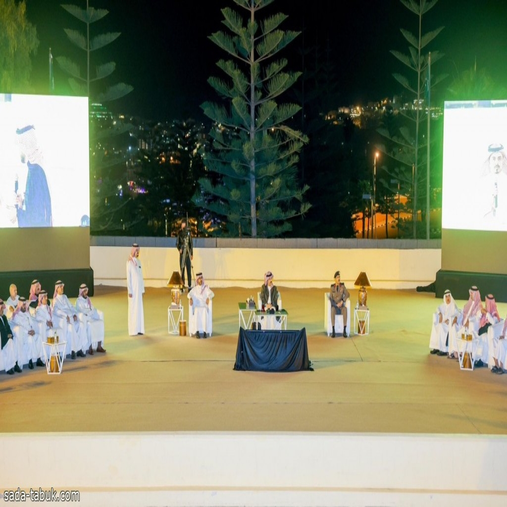 الأمير تركي بن طلال يكرم عددًا من المواطنين خلال لقاء الأهالي الأسبوعي