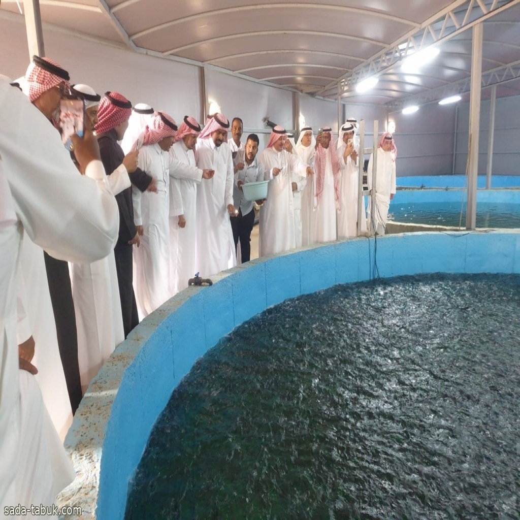 أول مزرعة أسماك سلمون بالسعودية تستضيف وفداً من رجال أعمال جدة