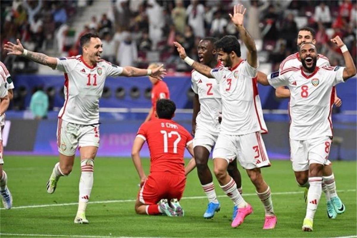 منتخب الإمارات يسقط في فخ التعادل أمام أوزبكستان بتصفيات  كأس العالم