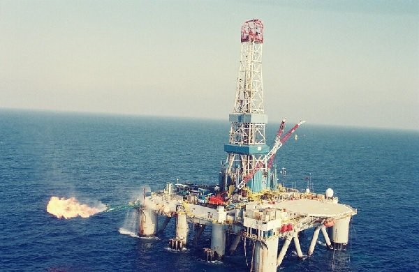 بعد انقطاع استمر 6 أيام.. عودة استيراد الغاز الإسرائيلي إلى مصر